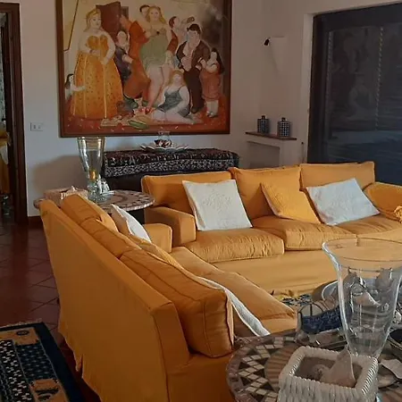 Lupo Cattivo Con Sei Camere- Centro فيلة بورتو كيرفو