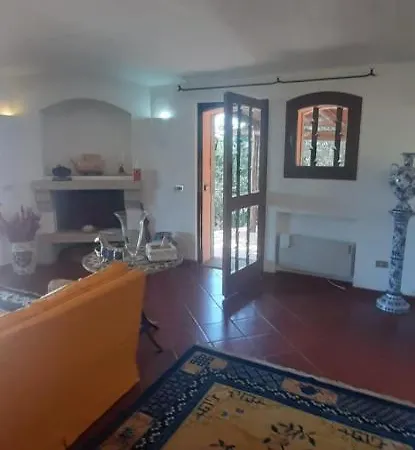 Lupo Cattivo Con Sei Camere- Centro فيلة *
